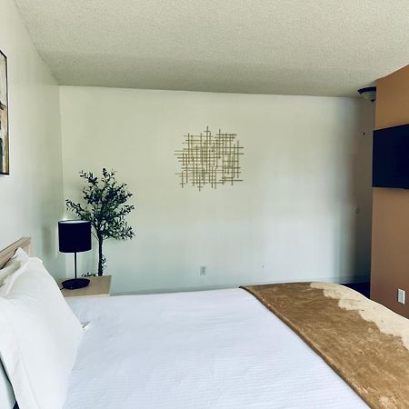 Foghorn Harbor Inn Marina del Rey Екстериор снимка