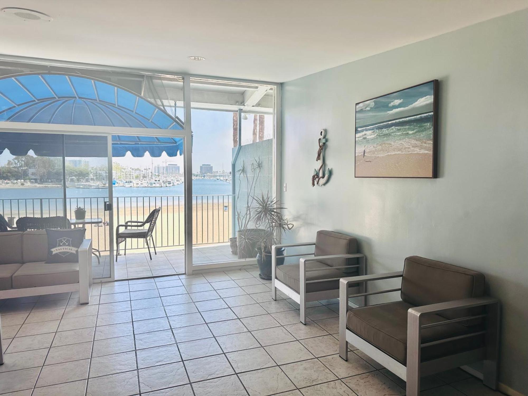 Foghorn Harbor Inn Marina del Rey Екстериор снимка