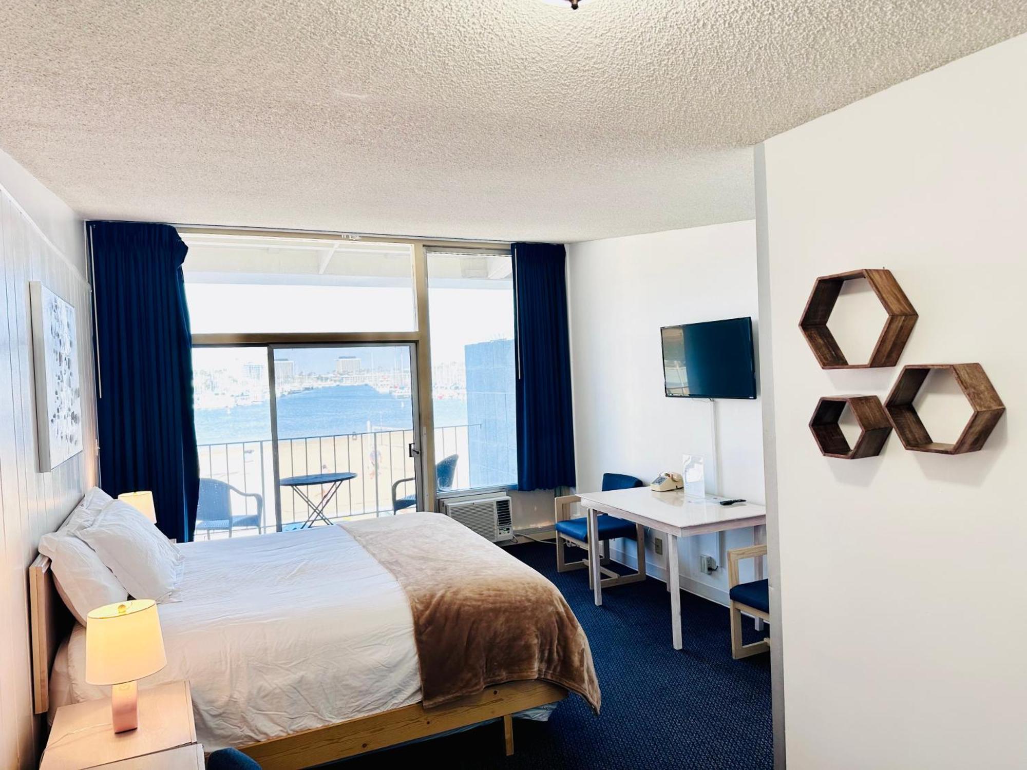Foghorn Harbor Inn Marina del Rey Екстериор снимка